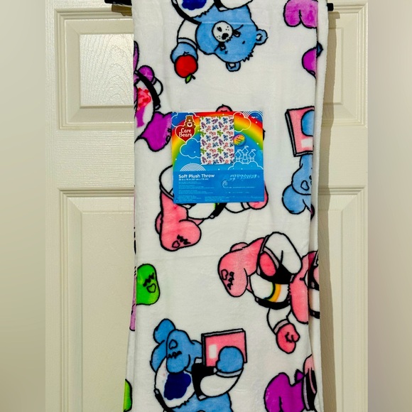 New Care Bear School Blanket - Picture 1 of 7